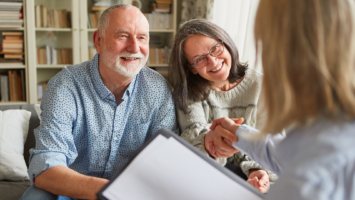 older-people-speaking