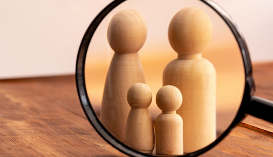 wooden-family-magnifying-glass